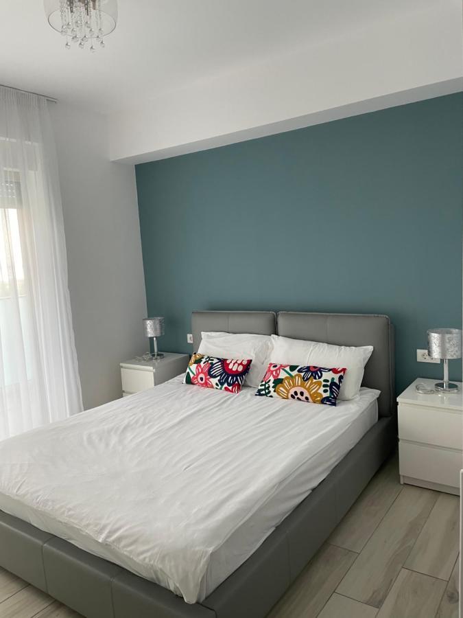 Vela Luxury Sea View Apartments - Marina Surf Năvodari Exteriör bild