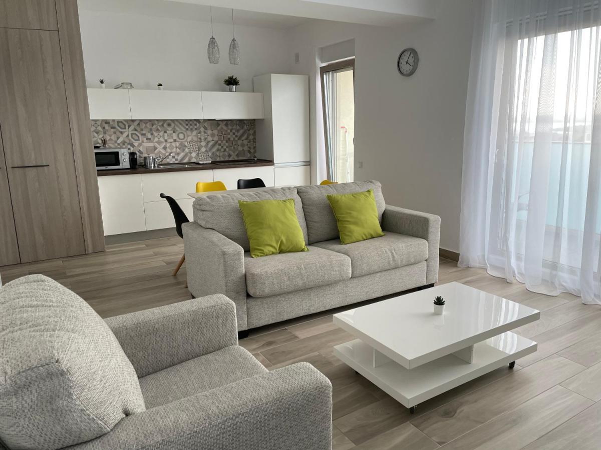 Vela Luxury Sea View Apartments - Marina Surf Năvodari Exteriör bild
