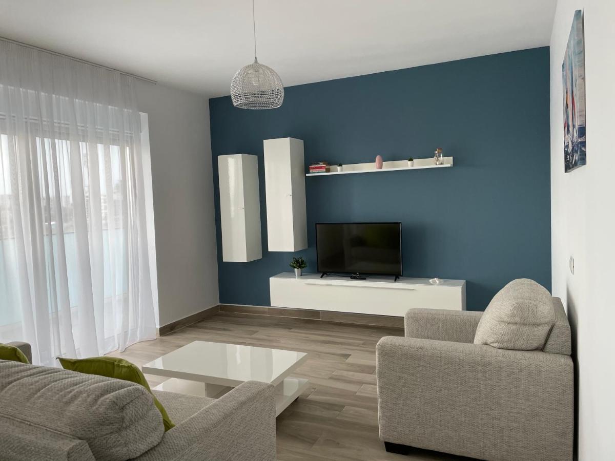 Vela Luxury Sea View Apartments - Marina Surf Năvodari Exteriör bild