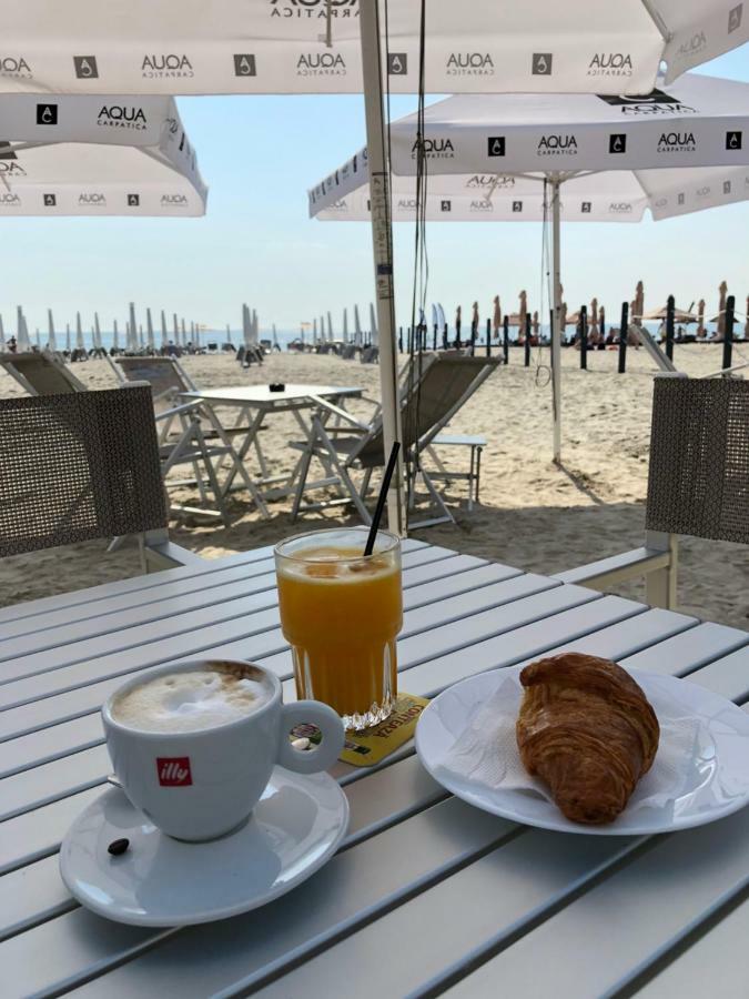 Vela Luxury Sea View Apartments - Marina Surf Năvodari Exteriör bild