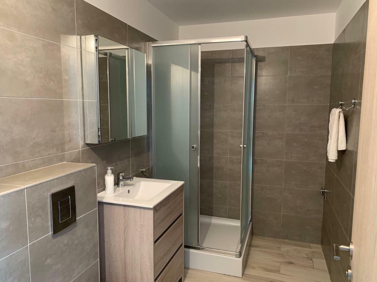 Vela Luxury Sea View Apartments - Marina Surf Năvodari Exteriör bild