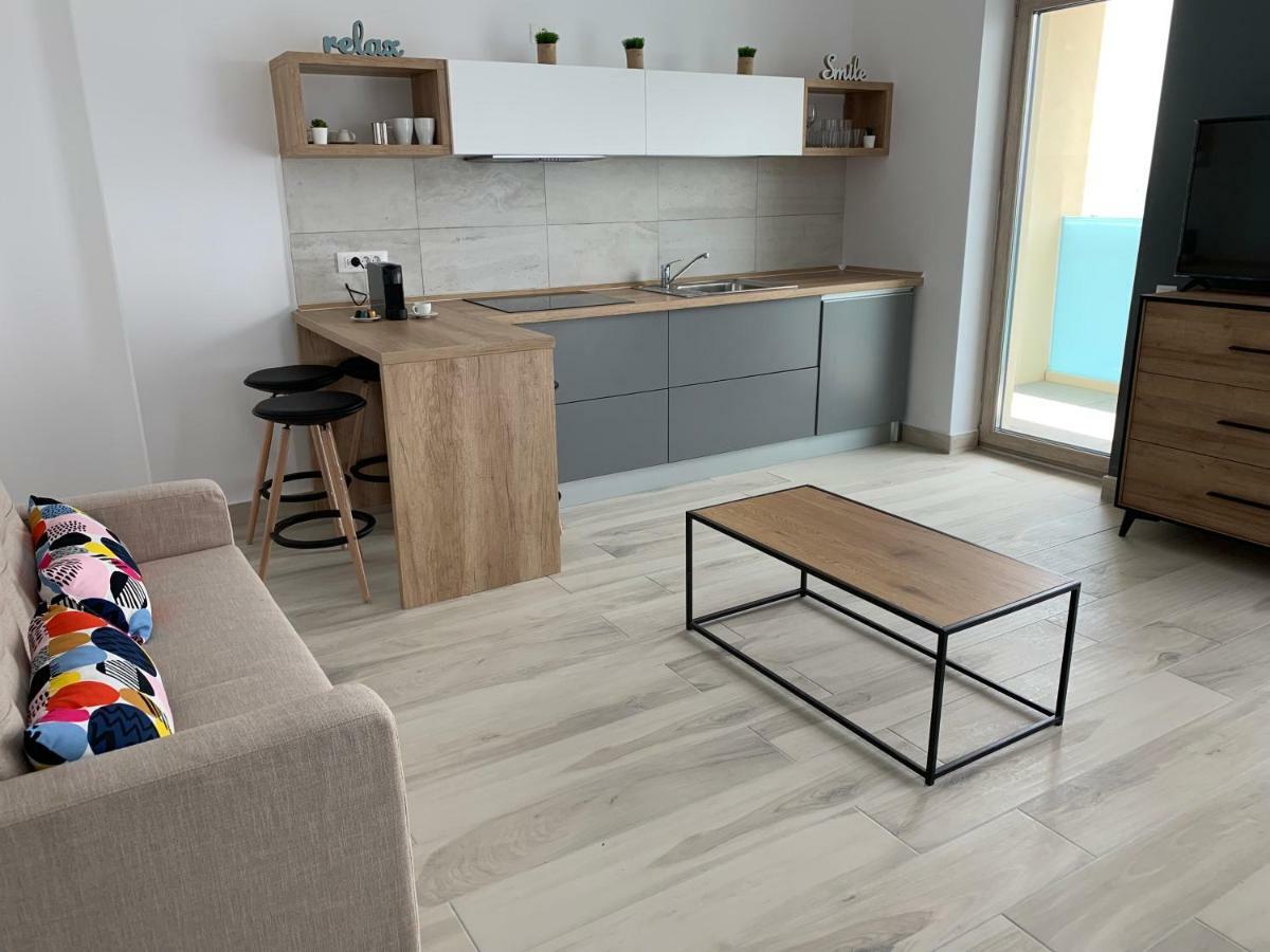 Vela Luxury Sea View Apartments - Marina Surf Năvodari Exteriör bild