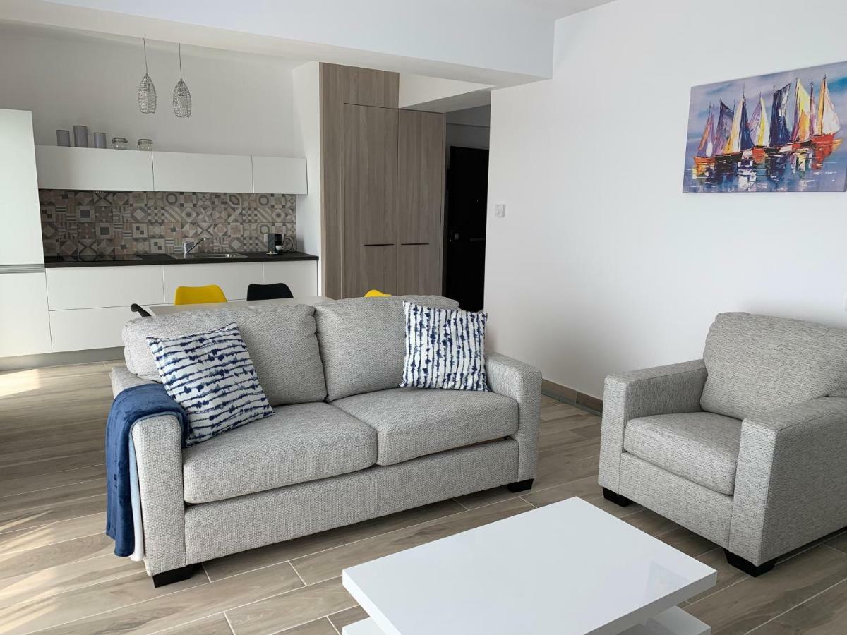 Vela Luxury Sea View Apartments - Marina Surf Năvodari Exteriör bild