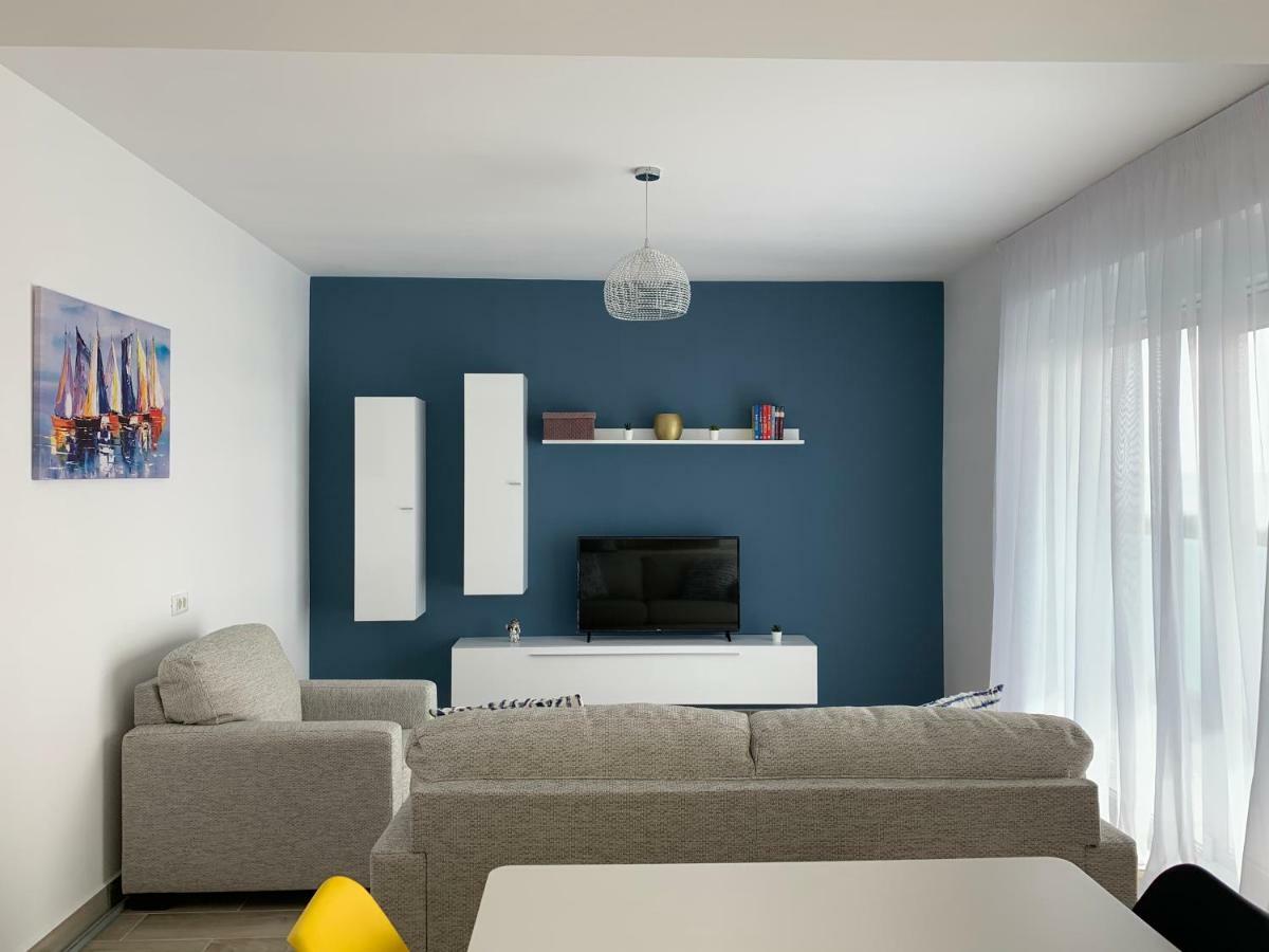 Vela Luxury Sea View Apartments - Marina Surf Năvodari Exteriör bild