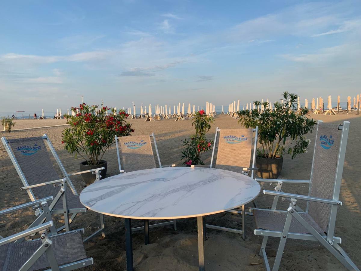 Vela Luxury Sea View Apartments - Marina Surf Năvodari Exteriör bild